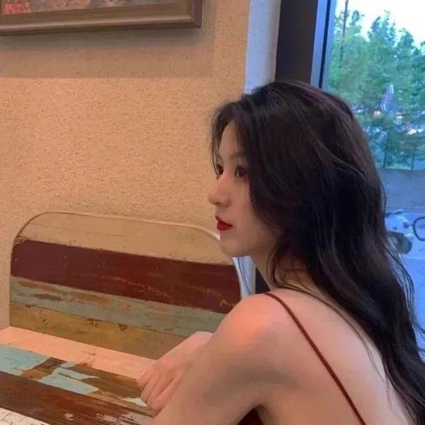 发型师